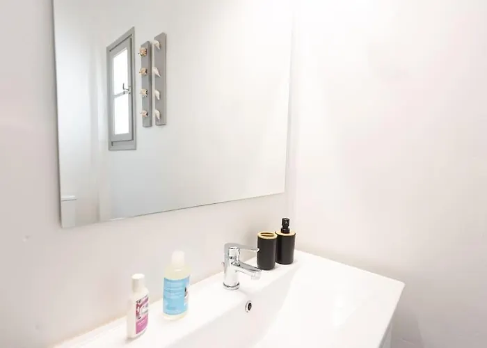 Swell S7 New 2 Bd Flat In * Naousa (Paros)